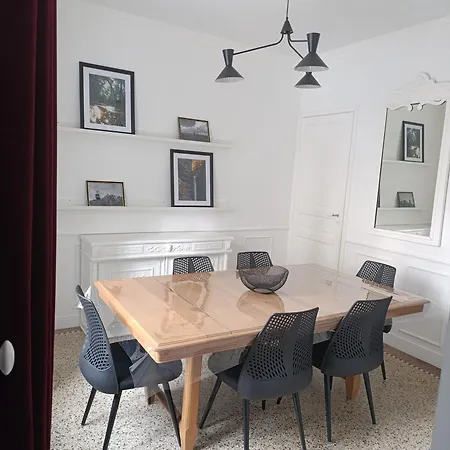 La De L'angle - Maison Familiale De Charme - Jusqu'a 10 Voyageurs * Mont-Dore