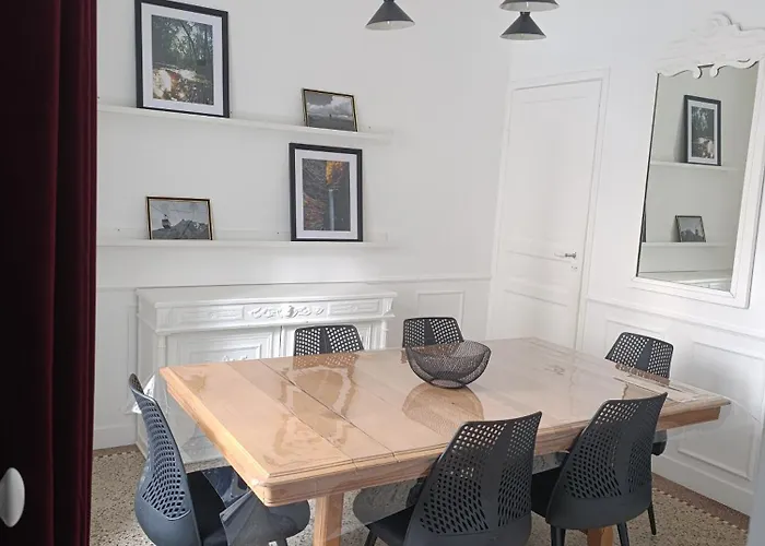 La De L'angle - Maison Familiale De Charme - Jusqu'a 10 Voyageurs * Mont-Dore