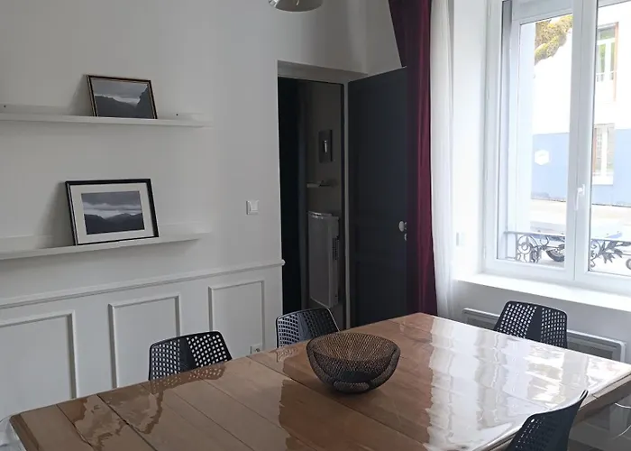 La De L'angle - Maison Familiale De Charme - Jusqu'a 10 Voyageurs Willa