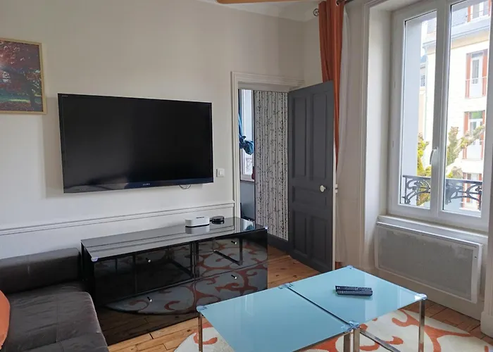 La De L'angle - Maison Familiale De Charme - Jusqu'a 10 Voyageurs Willa Mont-Dore